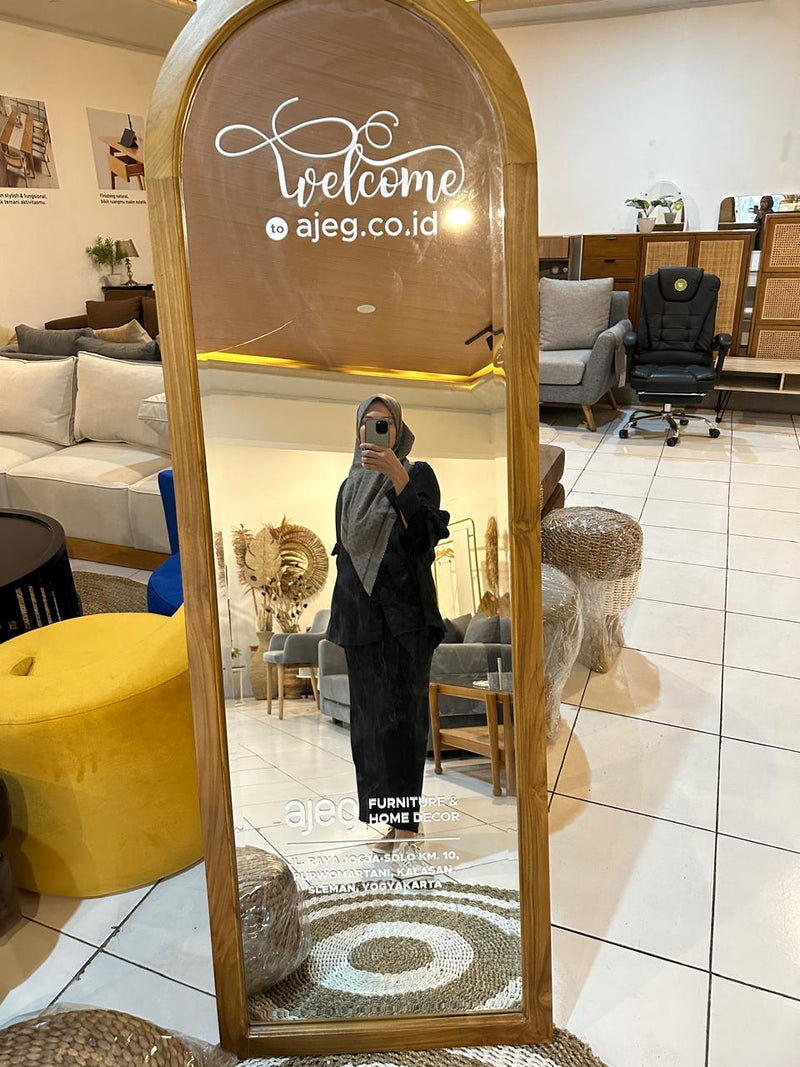 Standing Mirror Kayu Jati