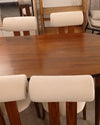 Meja Makan Karu